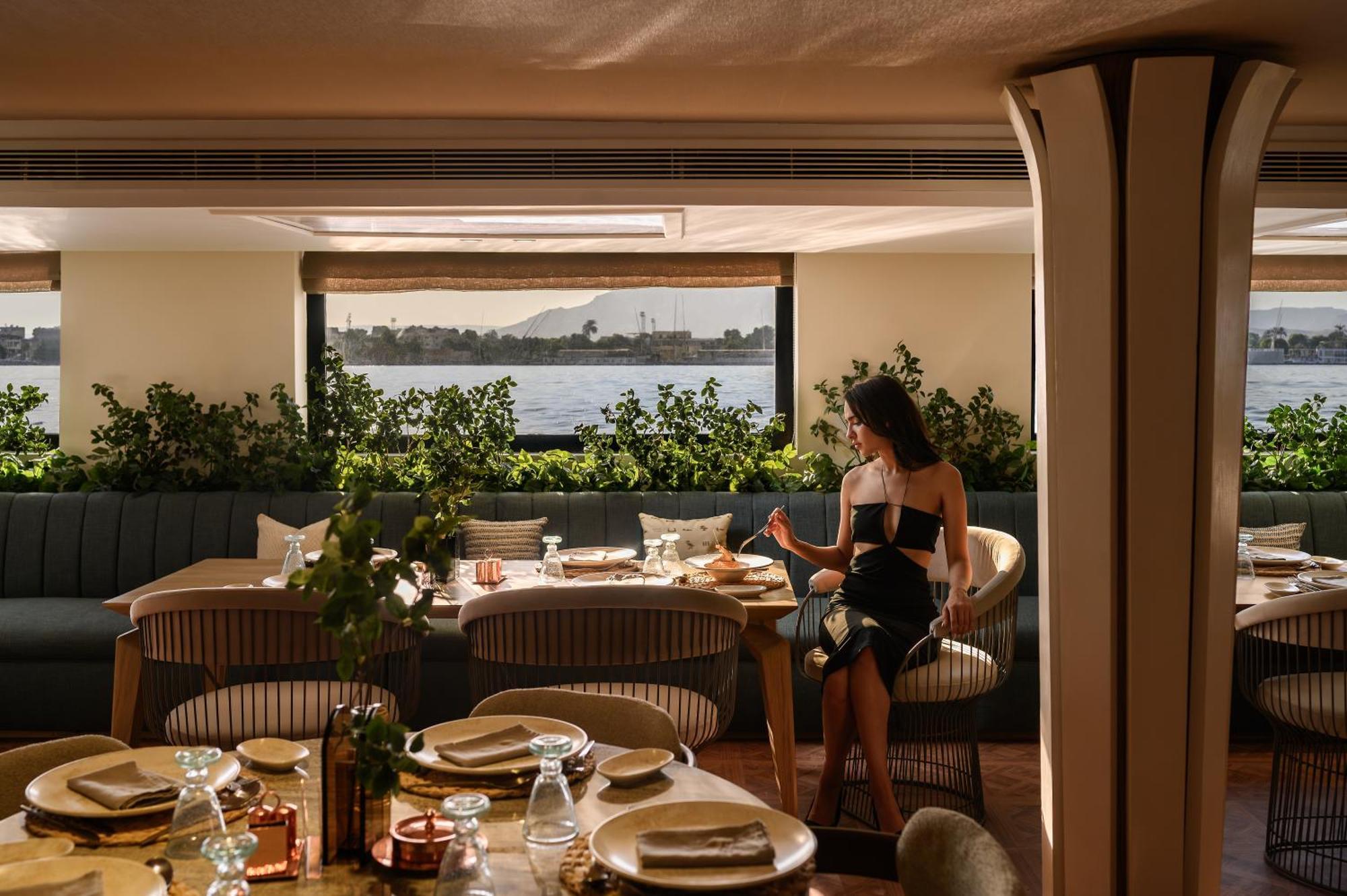 Soleil Nile Cruise - Every Monday From Luxor For 4 & 7 Nights, And Every Friday From Aswan For 3 & 7 Nights Exterior foto